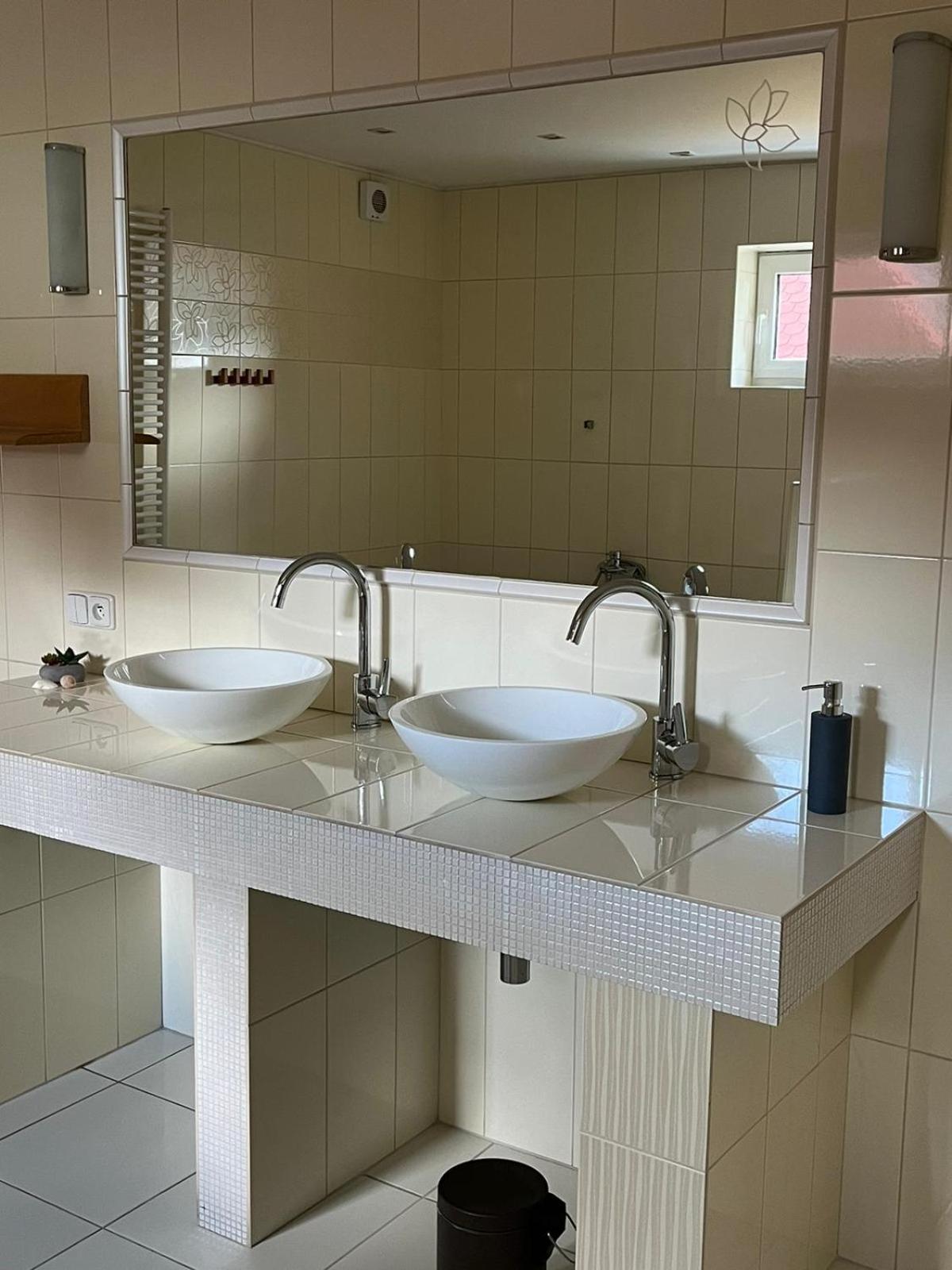 רומבורק Apartman Pod Klasterem מראה חיצוני תמונה