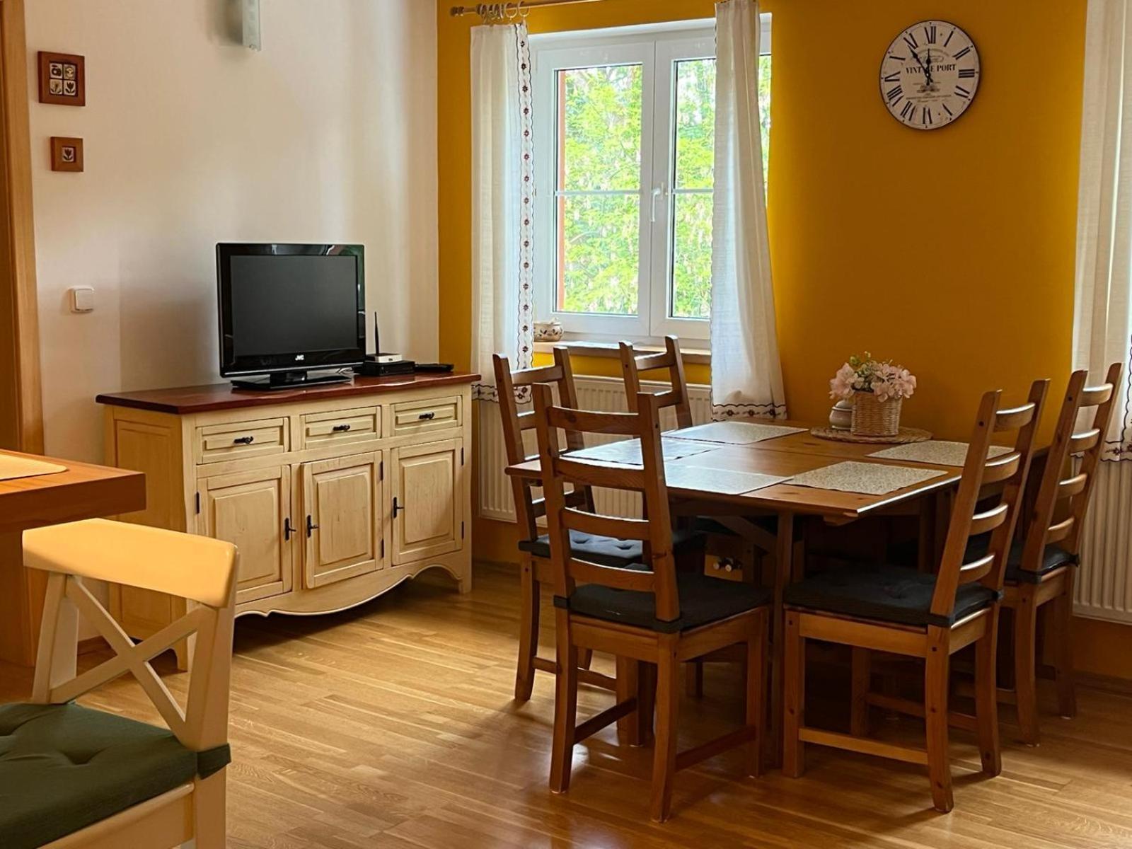 רומבורק Apartman Pod Klasterem מראה חיצוני תמונה
